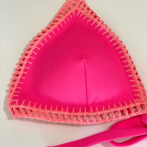 Victoria’s Secret Crochet Trim Bikini 2 PC Swimsuit Pink Large Top Small Bottom - Picture 6 of 16